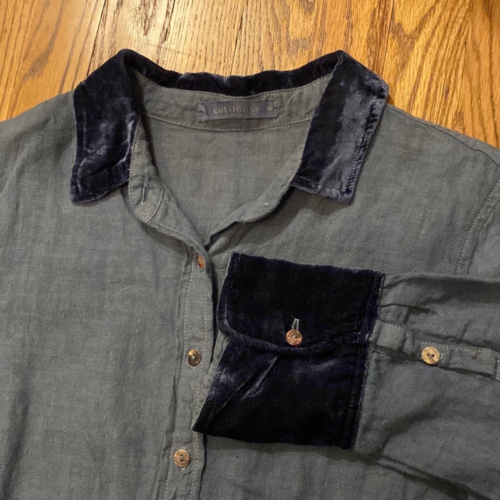 Linen Blouse with Velvet Detail